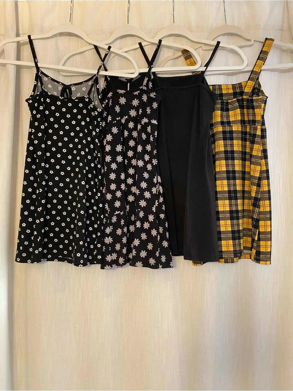 Old Navy set four
